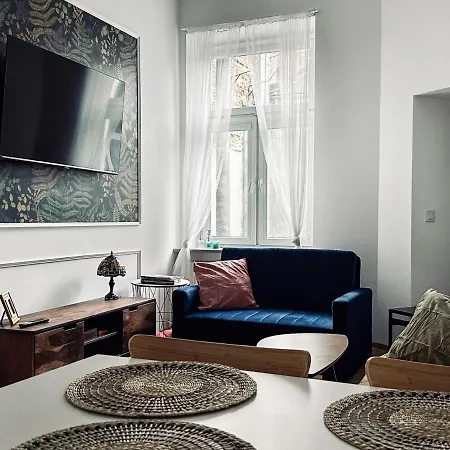 Monkeyland - Unique In Old Podgorze